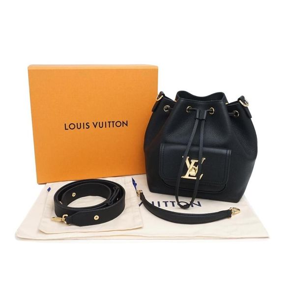 Louis Vuitton Grain Calf Leather LockMe Bucket Bag Black - Picture 2 of 12